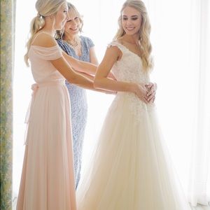 Winnie couture wedding gown. Originally $5k after alterations. Worn once